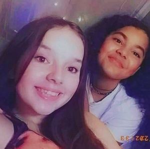 Meet your Posher, Karoline